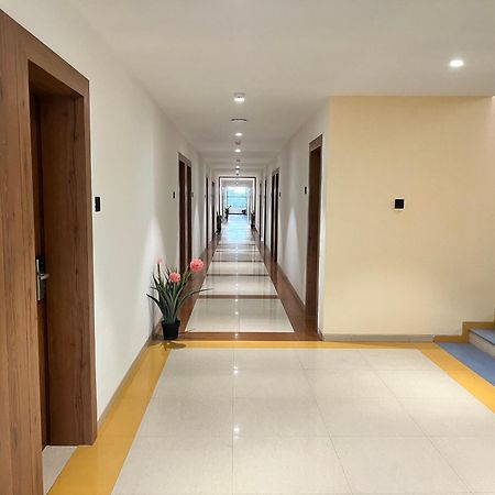 Hotel Avenue Plaza Mundra 外观 照片